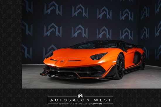 Lamborghini Aventador SVJ Roadster bei Autosalon West in 